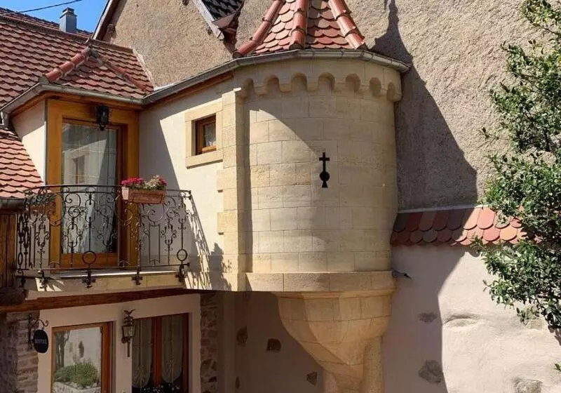 Aamiaismajoitus (B&B) Chambres Suite D Hôte Divine Providence