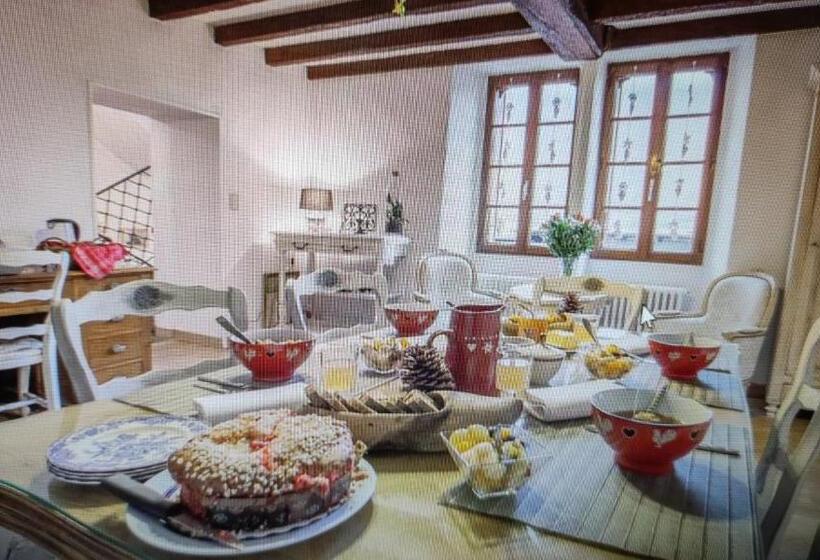 تختخواب و صبحانه Maison D Hôtes Chez Sylvie Et Guy Quenard