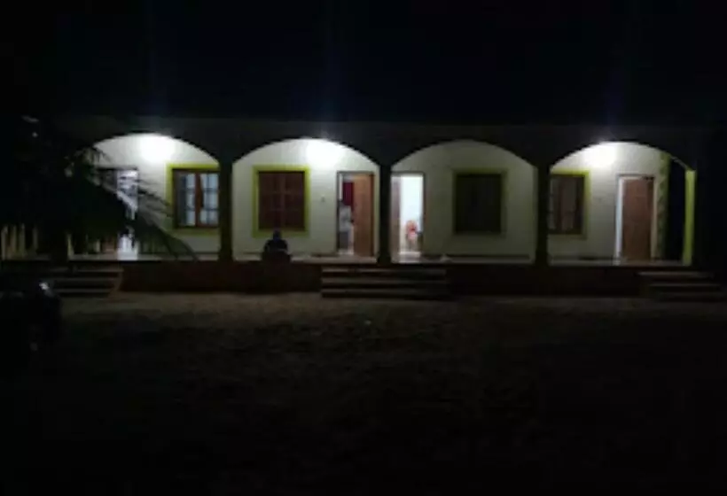 ホテル Aditya Beach Resort Malvan