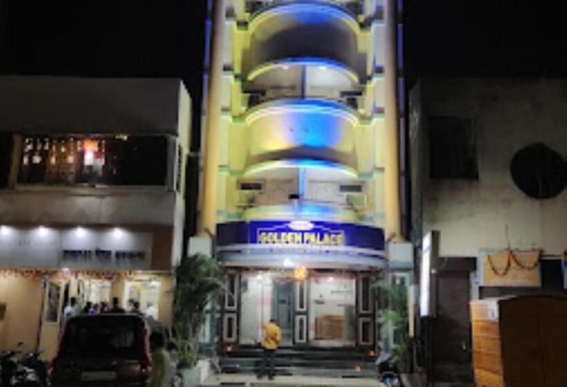 Hotelli Golden Palace Jalgaon