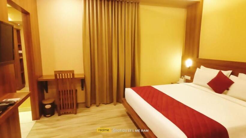 Hotel Kallingal Mount Fort