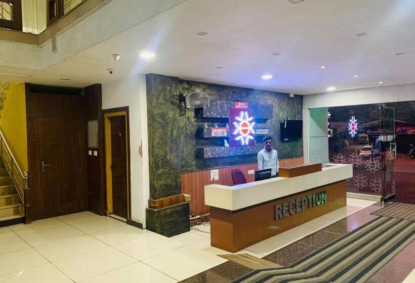 Hotel Kallingal Mount Fort