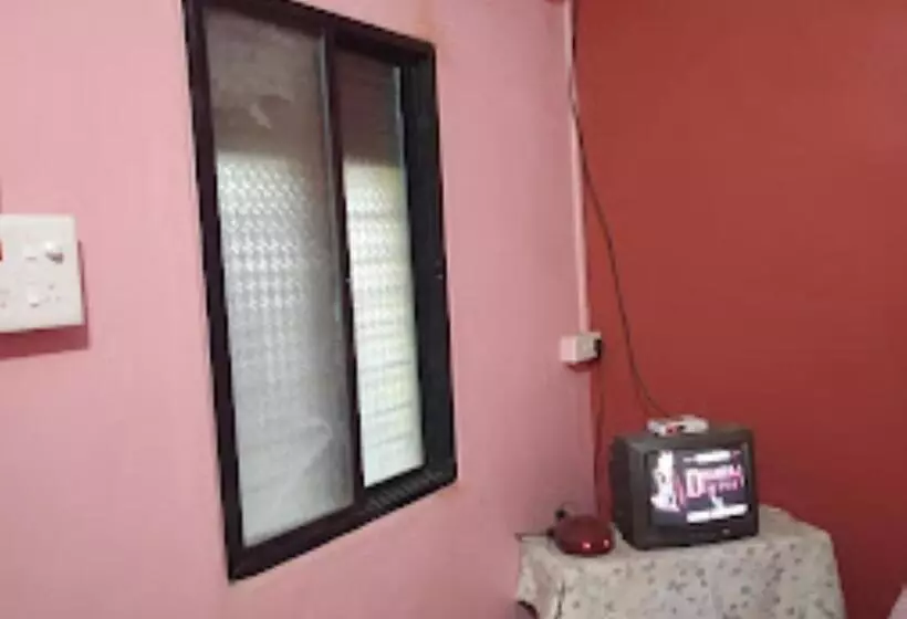 Hotelli Lasane Guruji Bhakta Niwas Tuljapur