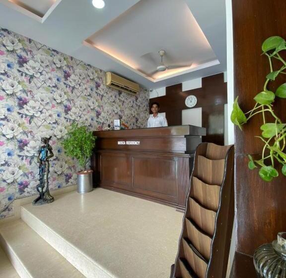 Hotel Loomstay White House