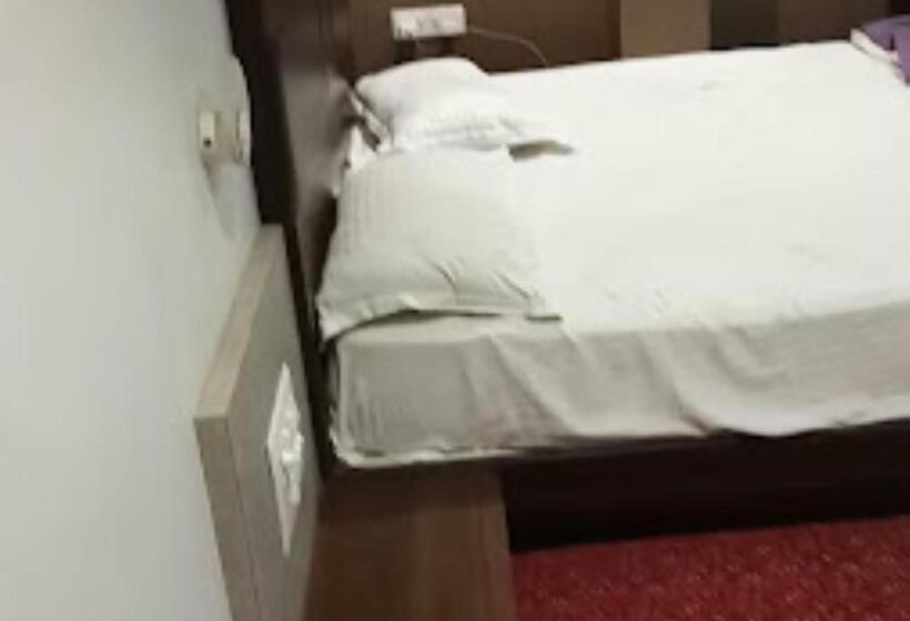 Hotel Lotus Lodge Kalmath