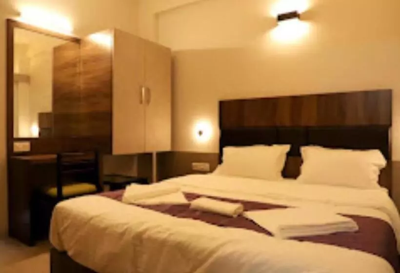 Hotelli Lotus Lodge Kalmath