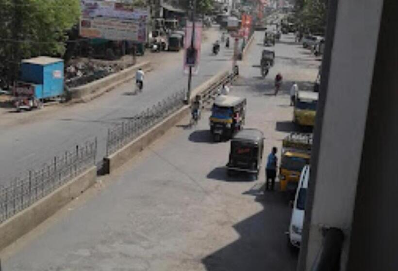 Hotell Maan Residency Bhusawal