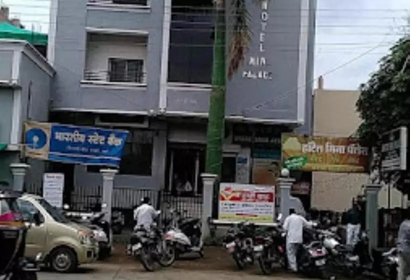 ホテル Mina Palace Wardha