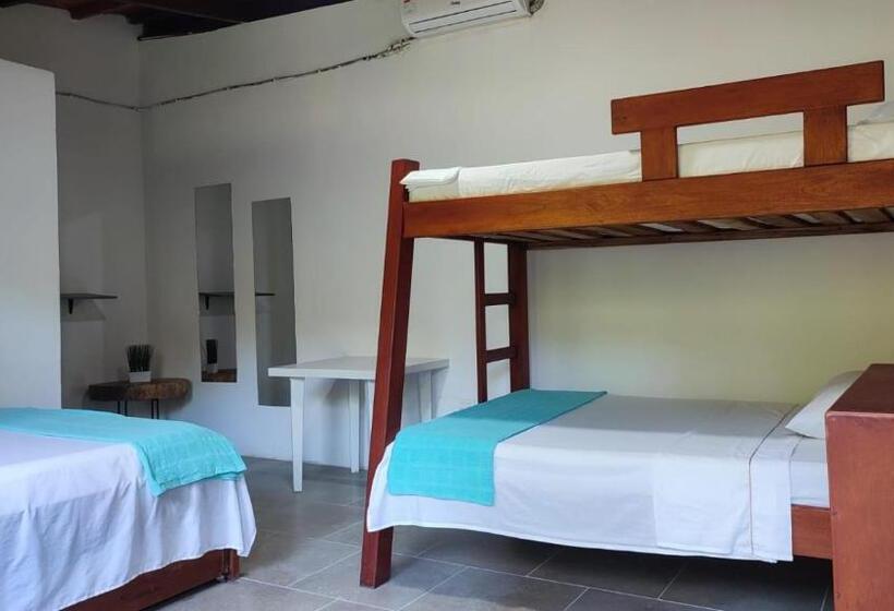 هتل Portones De Rioclaro Las Mercedes