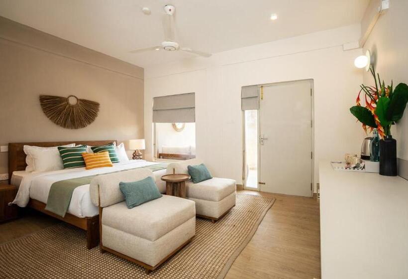 Отель The Jam House