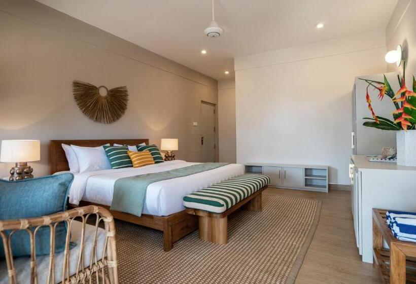 Отель The Jam House