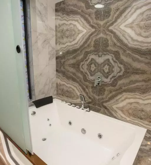 ホテル Vak Resort Dilijan