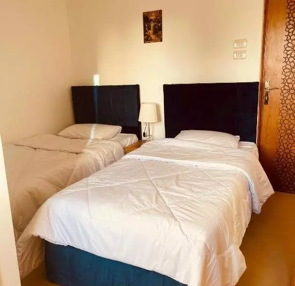 هتل Yamour Pyramids View