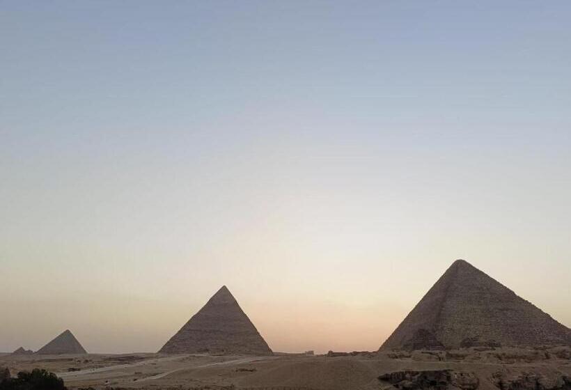 هتل Yamour Pyramids View
