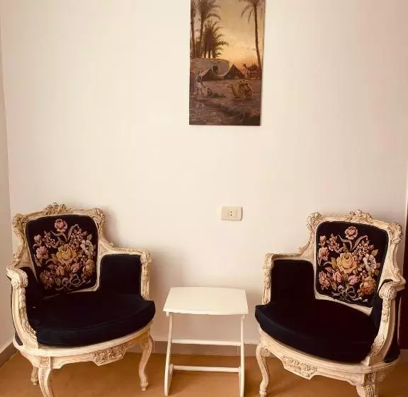 هتل Yamour Pyramids View