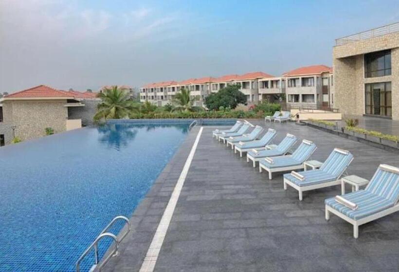 پانسیون Radisson Blue Heaven