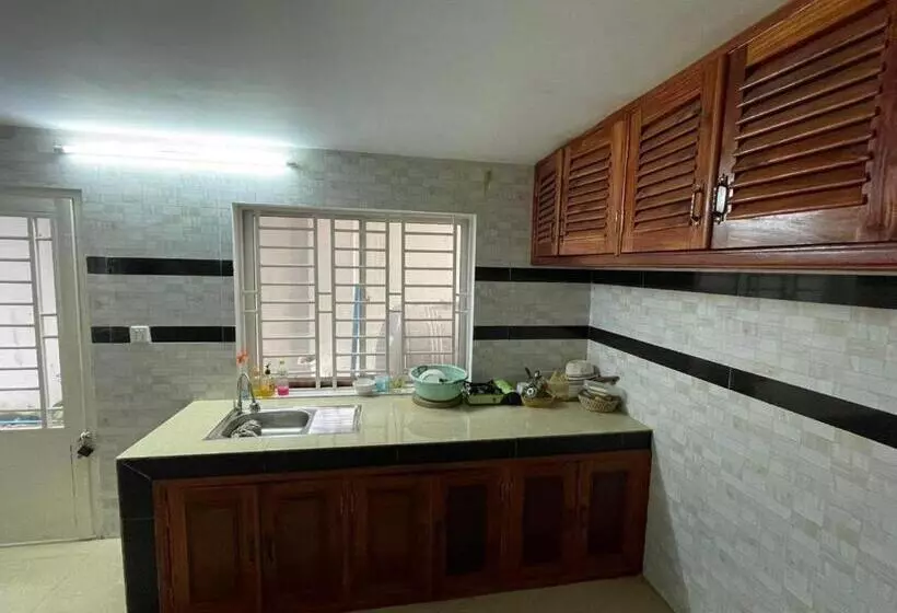 پانسیون The Hub Kampot