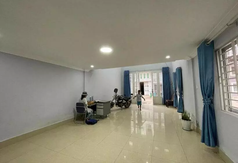 پانسیون The Hub Kampot