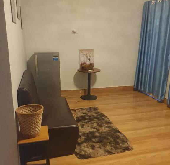 بنسيون The Hub Kampot