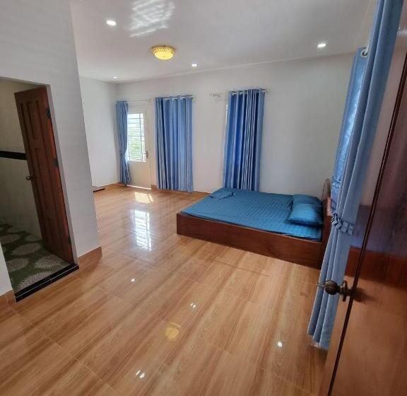 بنسيون The Hub Kampot