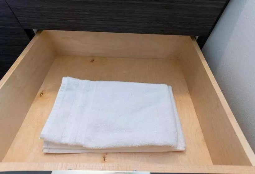 Self Check In Washer Dryer 4ksmart Tv King Bed Gym