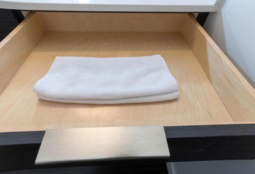 Self Check In Washer Dryer 4ksmart Tv King Bed Gym