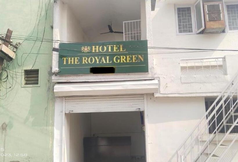 Spot On Hotel The Royal Green