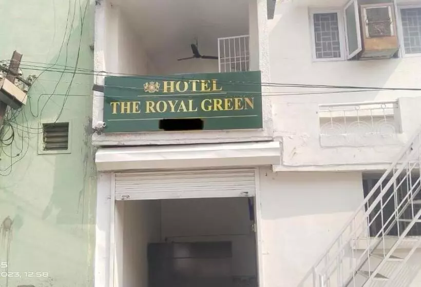Spot On Hotel The Royal Green
