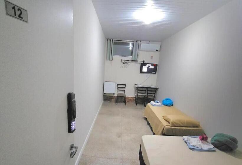 هاستل Pousada Aqua