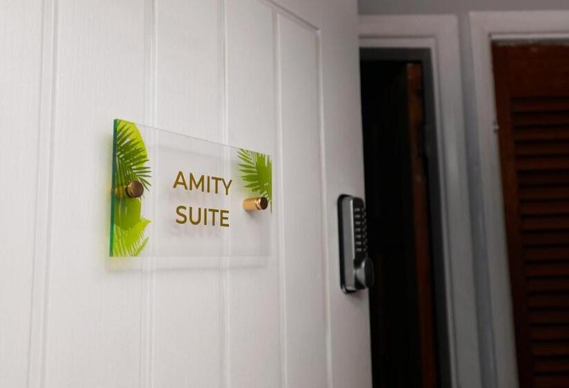 צימר Harmony Haven   Amity Suite
