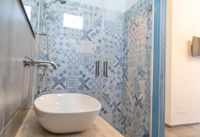 تختخواب و صبحانه Laportulaca Relax & Nature