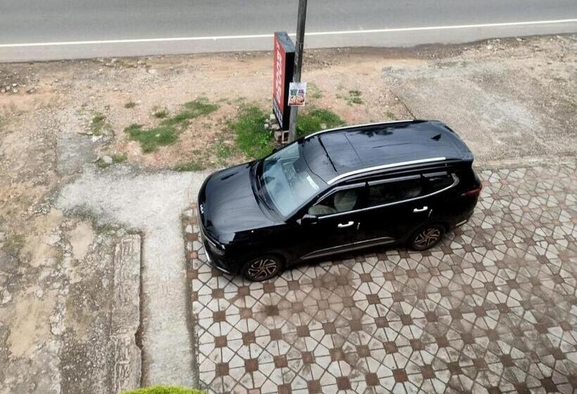 Hotel I Jas Rock N View