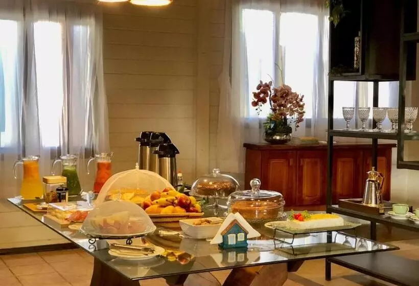 Hotelli Pousada Jardins