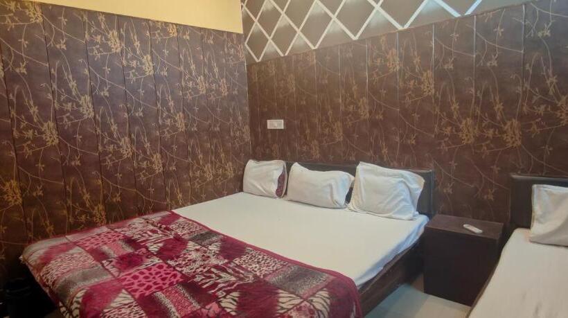 호텔 Shree Laxmi Palace