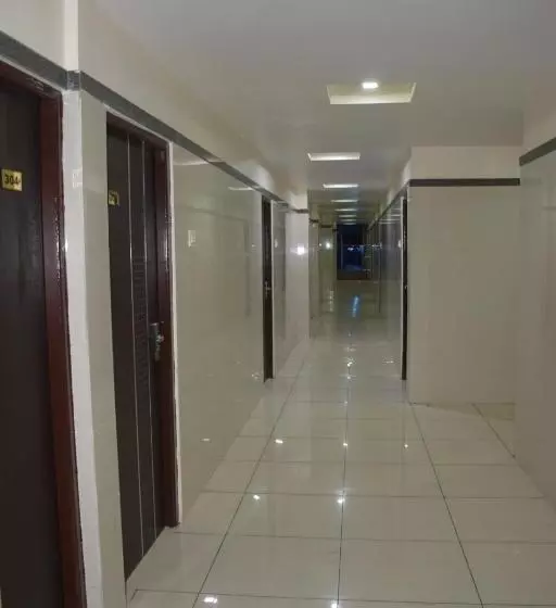 هتل Shrinivas Lodge