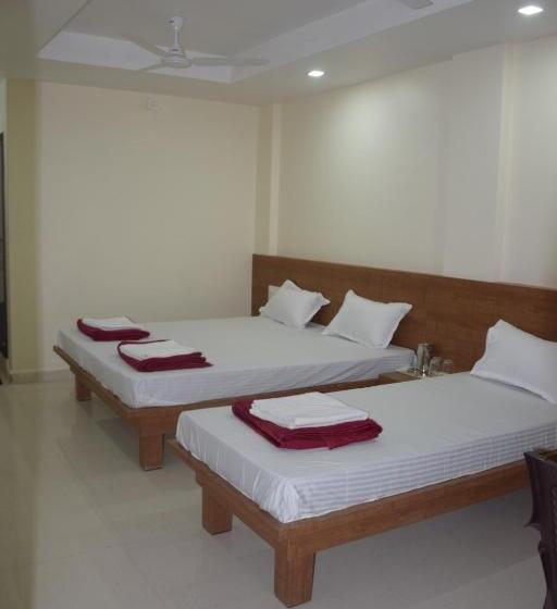 هتل Shrinivas Lodge