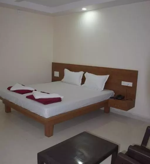 هتل Shrinivas Lodge