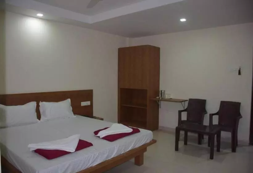 هتل Shrinivas Lodge
