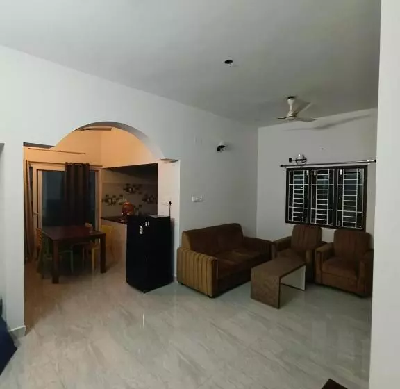 Ippoh Inn Thoraipakkam Omr