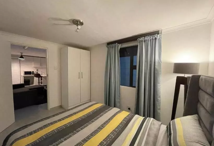 ペンション Domin Self Catering Apartments