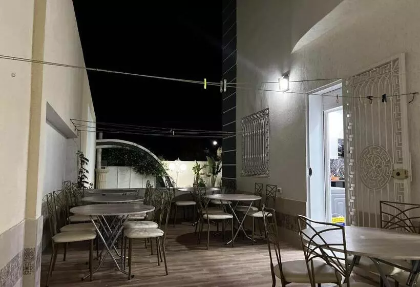 ペンション Villa Olympus   Monastir