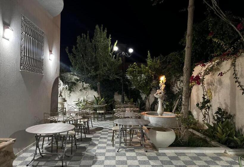 بنسيون Villa Olympus   Monastir