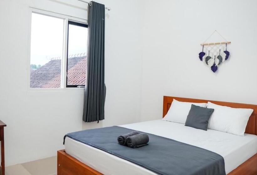 펜션 Wangi Homestay Banyuwangi