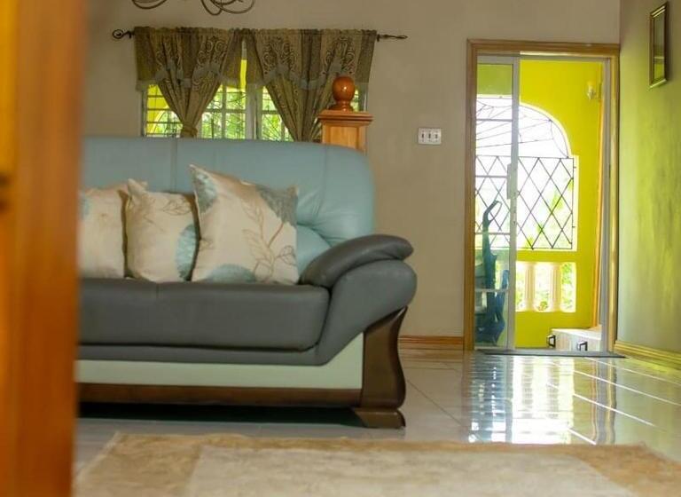 پانسیون Windbreak Villa