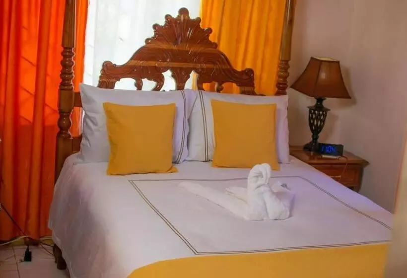 پانسیون Windbreak Villa