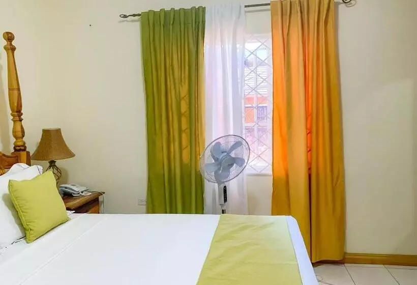 پانسیون Windbreak Villa