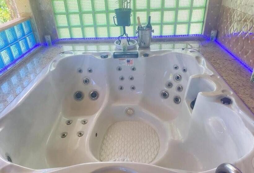 پانسیون Windbreak Villa