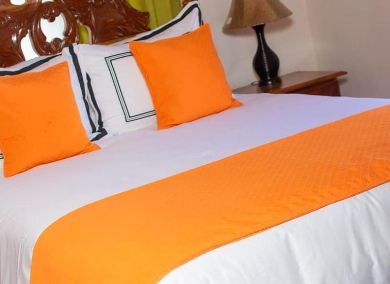 پانسیون Windbreak Villa