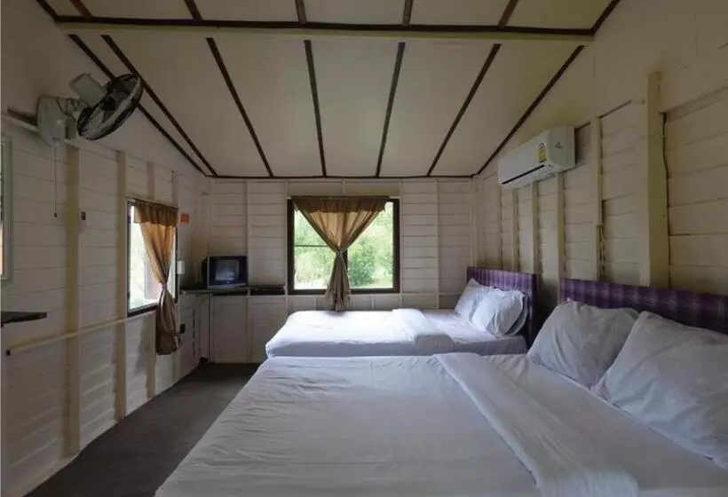 Lomakeskus ภูทรายแก้วรีสอร์ทวังน้ำเขียว