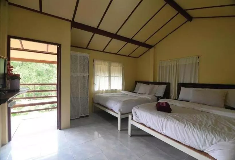 Lomakeskus ภูทรายแก้วรีสอร์ทวังน้ำเขียว